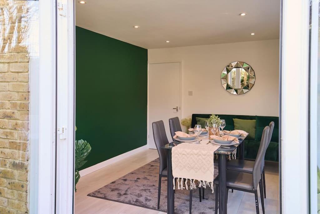 Fabulous 3 Bed Nw London Apartment With Private Garden 외부 사진