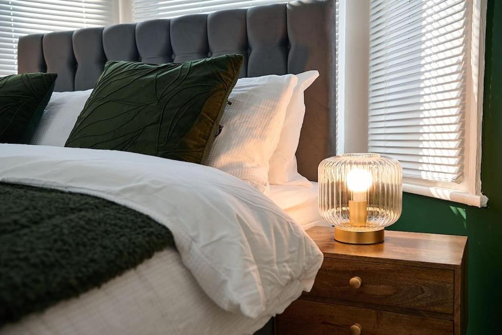 Fabulous 3 Bed Nw London Apartment With Private Garden 외부 사진