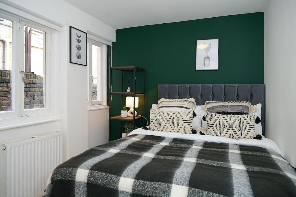 Fabulous 3 Bed Nw London Apartment With Private Garden 외부 사진