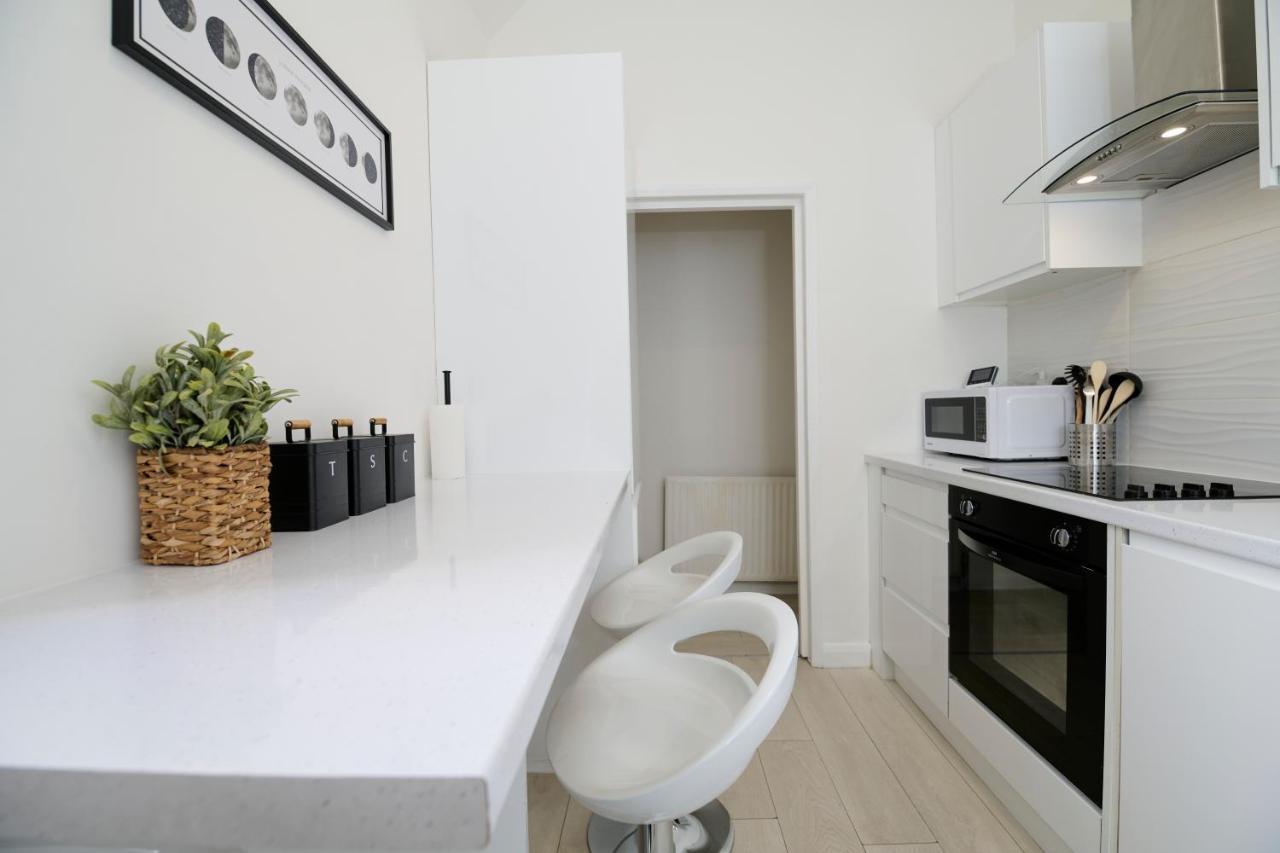 Fabulous 3 Bed Nw London Apartment With Private Garden 외부 사진