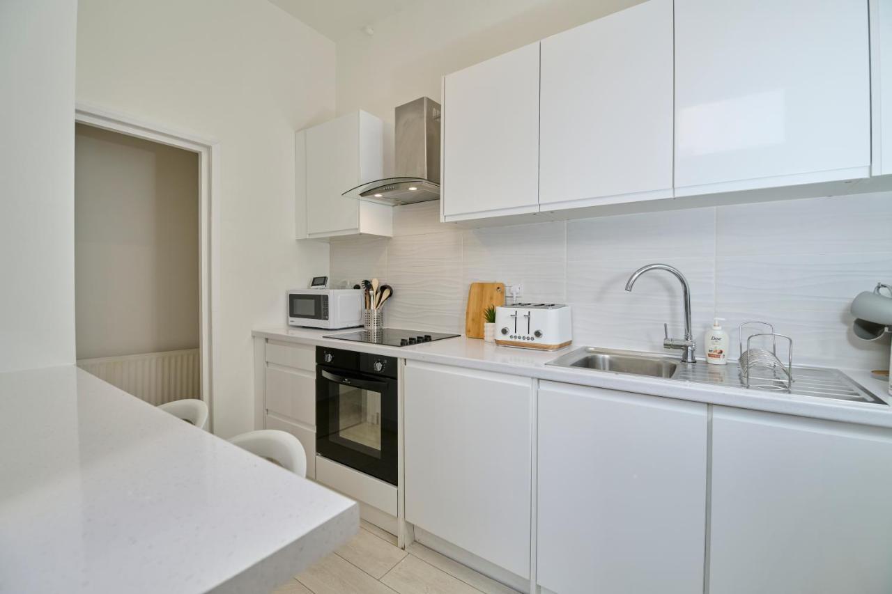 Fabulous 3 Bed Nw London Apartment With Private Garden 외부 사진